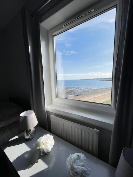 Beachfront Treasure Musselburgh Exterior photo